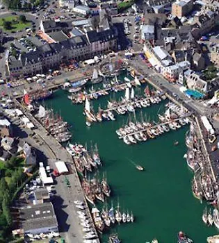 ** Hotel Hôtel Le Goëlo - Port de Paimpol France