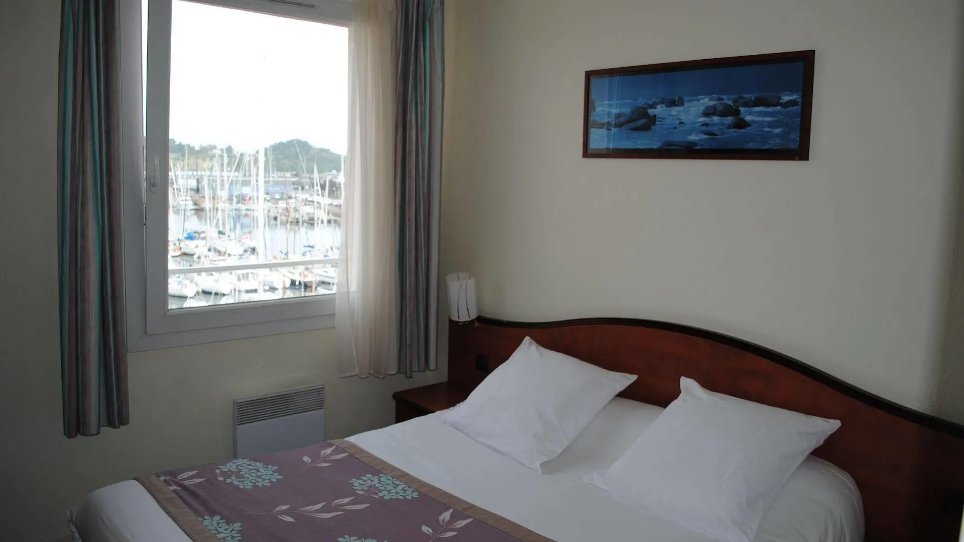 Hotel Hôtel Le Goëlo - Port de Paimpol